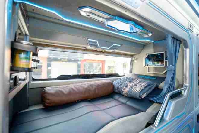 Thien-Ha-Limousine-3