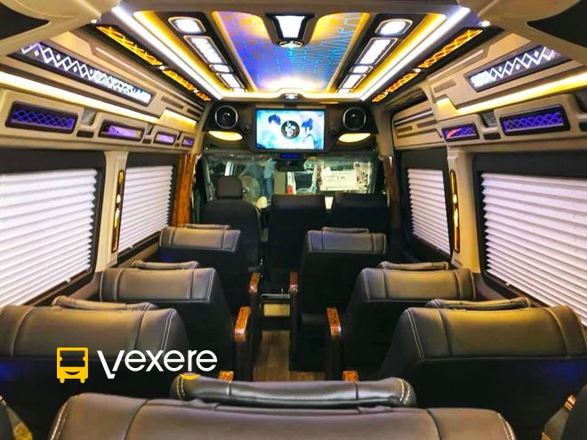 Thien-Van-Limousine-5
