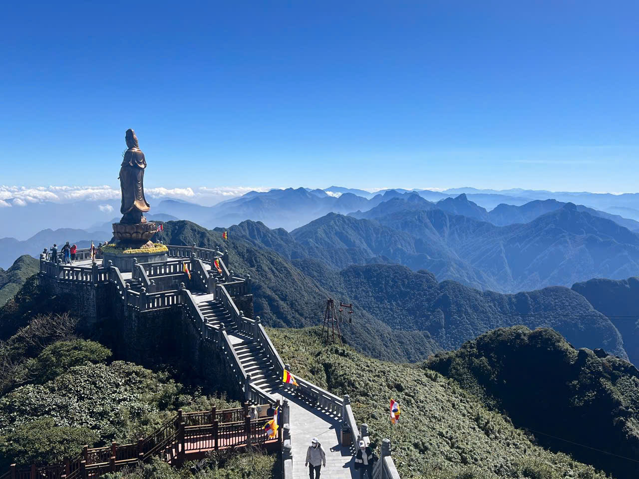 Những Điểm Đến Không Thể Bỏ Lỡ Trong Các Tour Du Lịch Sapa