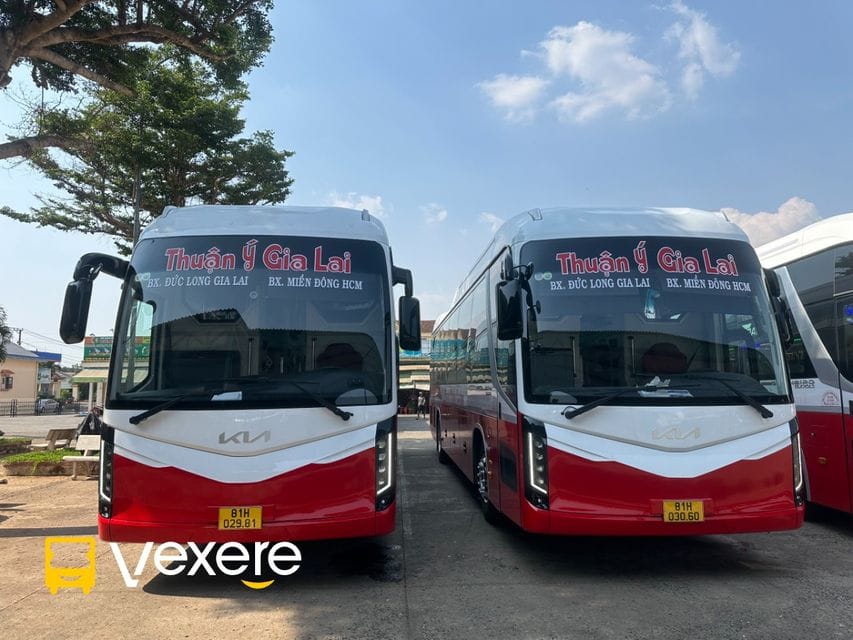 Nhà xe Thuận Ý